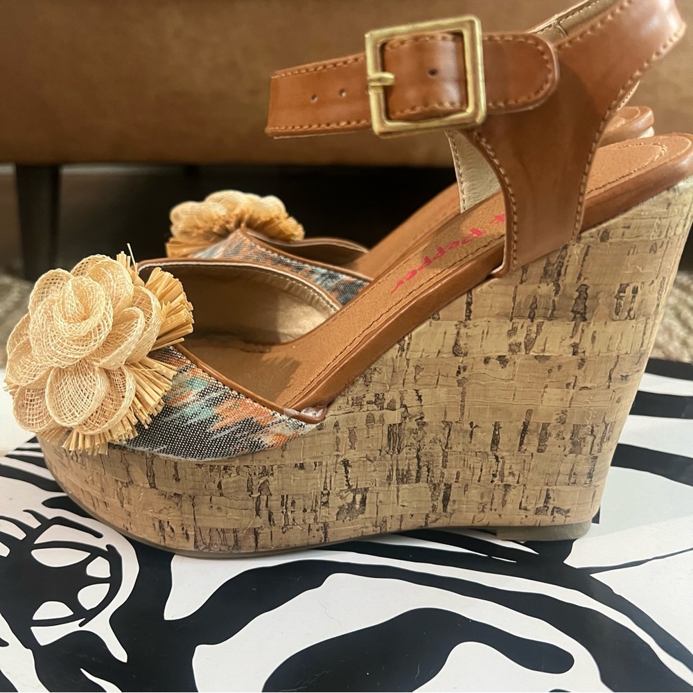Summer Wedges-New in box